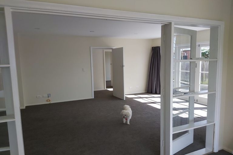 Photo of property in 35 Sevenoaks Drive, Bryndwr, Christchurch, 8053