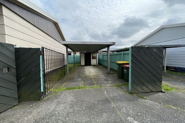 Photo of property in 76d Bandon Street, Frankton, Hamilton, 3204