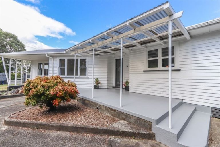 Photo of property in 1628 Mountain Road, Inglewood, 4330