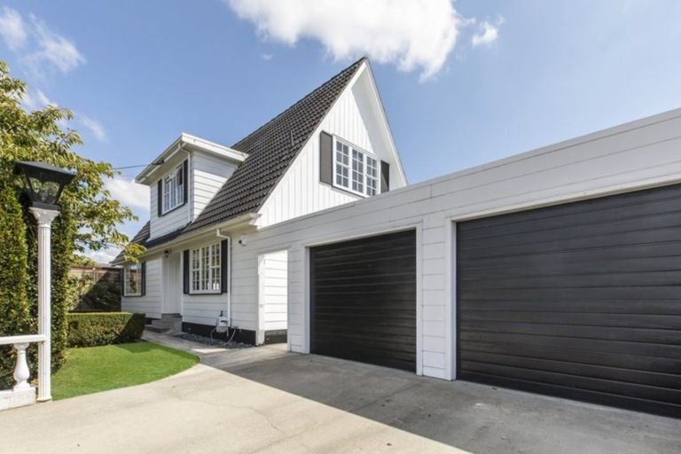 Photo of property in 168 Sandwich Road, St Andrews, Hamilton, 3200