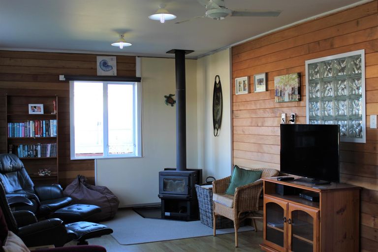 Photo of property in 13 Rangatira Drive, Mangakino, 3421