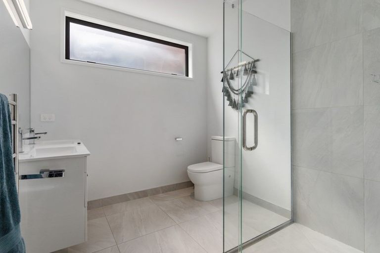 Photo of property in 1 Gallantry Crescent, Papakura, 2110