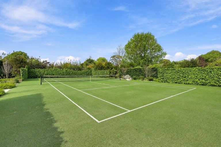 Photo of property in 130 Omaha Flats Road, Tawharanui Peninsula, Warkworth, 0986