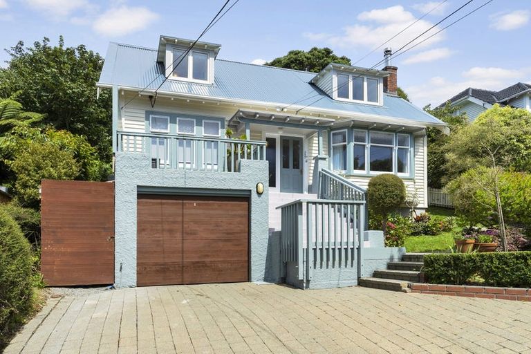 Photo of property in 385a Karori Road, Karori, Wellington, 6012