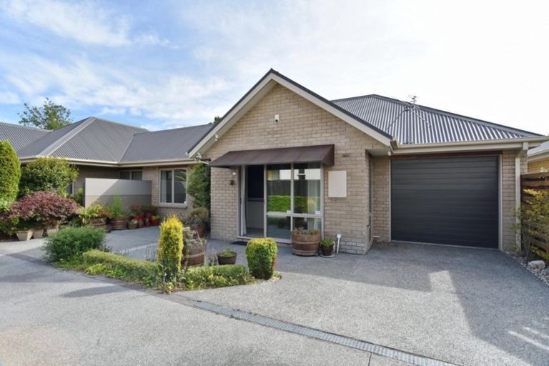 Photo of property in 38a Somerfield Street, Somerfield, Christchurch, 8024
