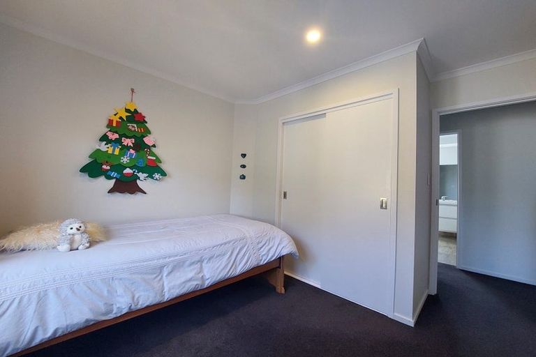 Photo of property in 2 Waitaha Place, Bell Block, New Plymouth, 4312