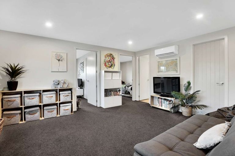 Photo of property in 71 Stratford Drive, Mount Pisa, Cromwell, 9383