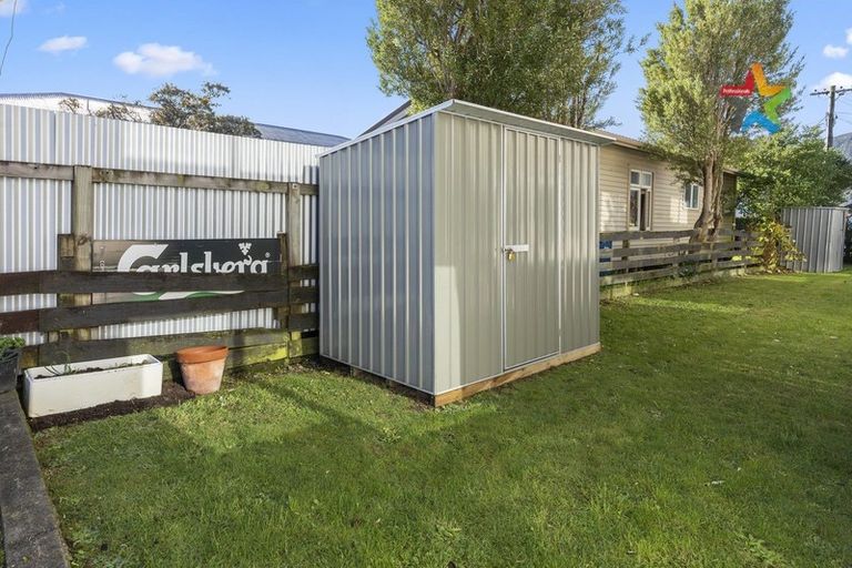 Photo of property in 40e Leighton Avenue, Waiwhetu, Lower Hutt, 5010