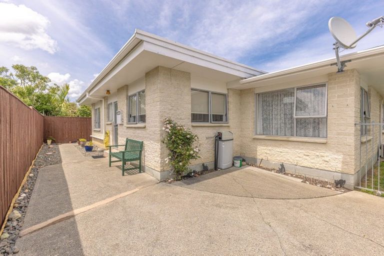 Photo of property in 8a Peakes Road, Saint Johns Hill, Whanganui, 4501
