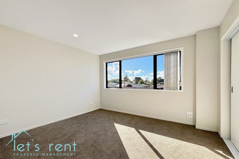 Photo of property in 61 Tima Lane, Mangere Bridge, Auckland, 2022