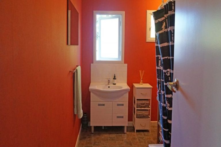 Photo of property in 143 Stobo Street, Grasmere, Invercargill, 9810