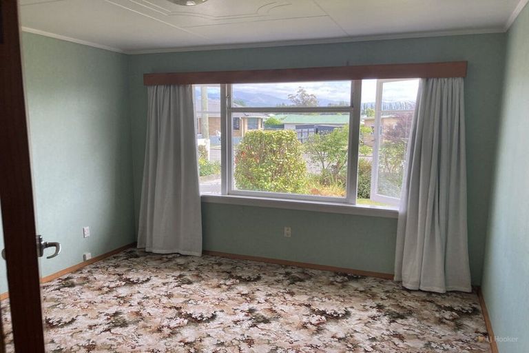 Photo of property in 8 Carlisle Street, Waimate, 7924