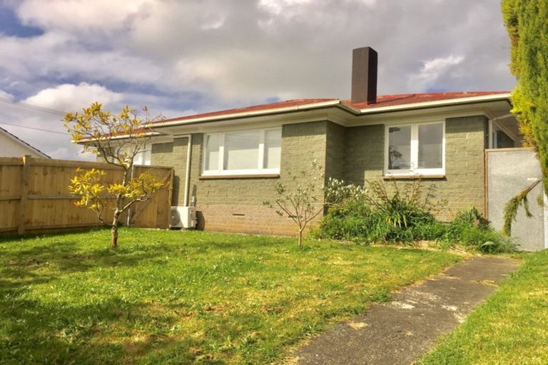 Photo of property in 51 Cargill Street, Papakura, 2110
