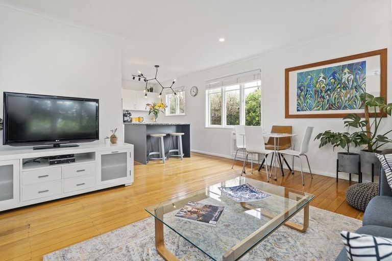 Photo of property in 11 Keats Terrace, Leamington, Cambridge, 3432