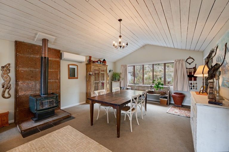 Photo of property in 41 Lookout Drive, Mount Creighton, Queenstown, 9371