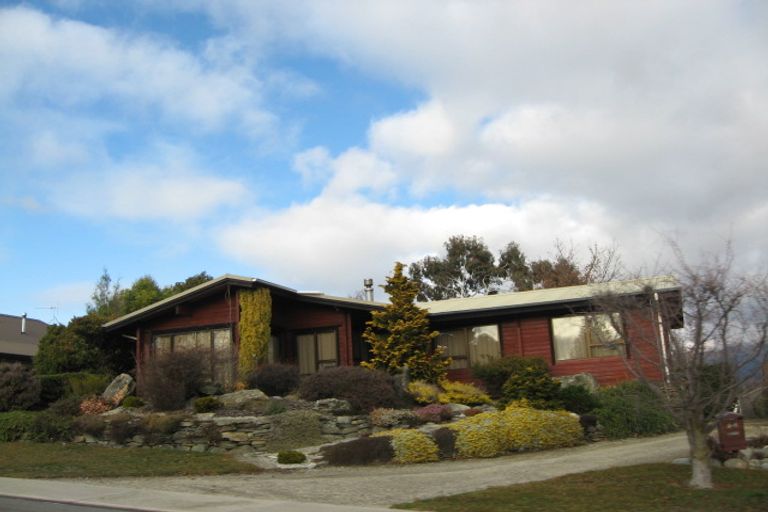 Photo of property in 145 Hunter Crescent, Wanaka, 9305