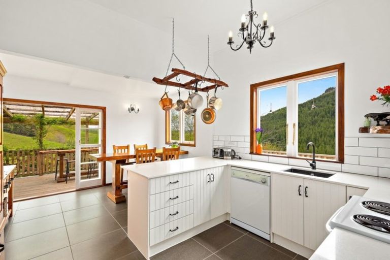 Photo of property in 32 Clifford Road, Makarau, Warkworth, 0981