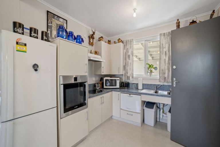 Photo of property in 10 Glasgow Crescent, Kaiti, Gisborne, 4010