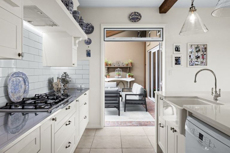 Photo of property in 119 Eskridge Drive, Eskdale, Napier, 4182