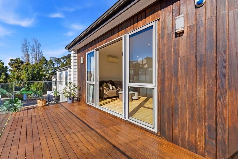 Photo of property in 2/65 Francis Street, Hauraki, Auckland, 0622