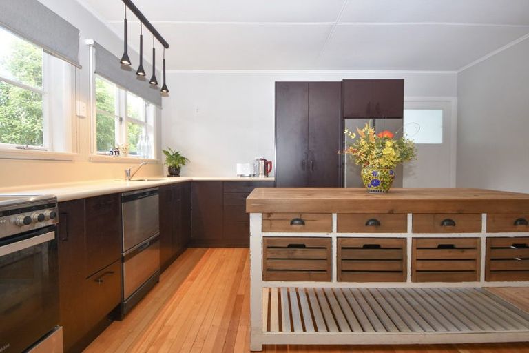 Photo of property in 5 Charles Street, Carterton, 5713