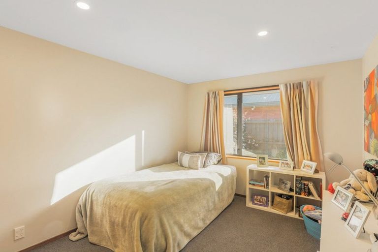 Photo of property in 45 Orlando Crescent, Waimairi Beach, Christchurch, 8083