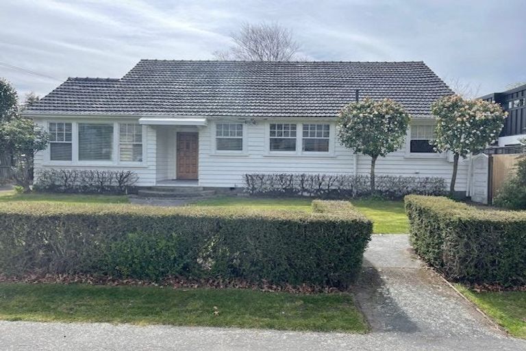 Photo of property in 38 Weka Street, Fendalton, Christchurch, 8041