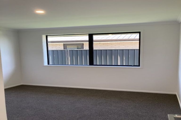 Photo of property in 14 Ash Lane, Omokoroa, 3114