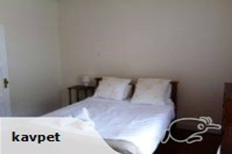 Photo of property in 4/17 Oriental Terrace, Oriental Bay, Wellington, 6011