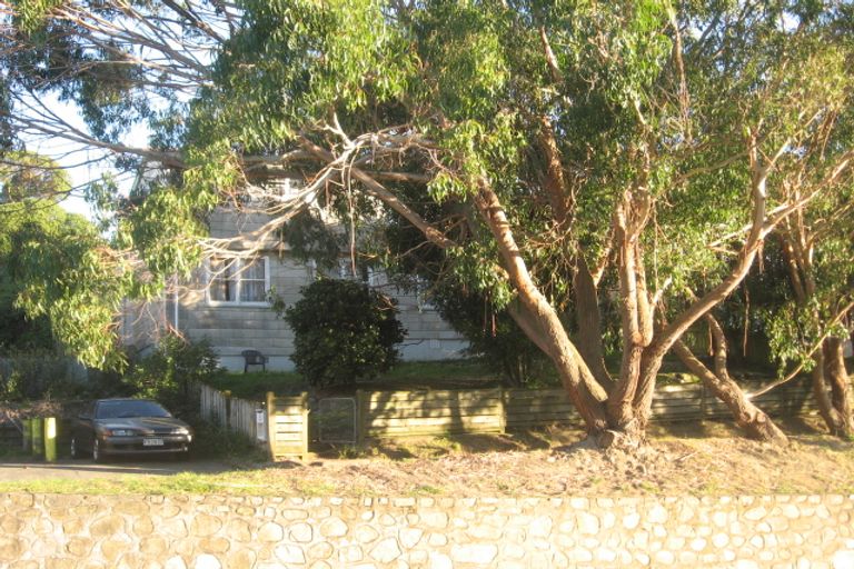 Photo of property in 94 Champion Street, Cannons Creek, Porirua, 5024