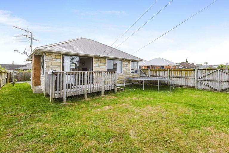 Photo of property in 1/65 Cambridge Terrace, Papatoetoe, Auckland, 2025