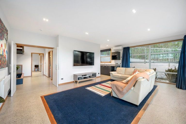 Photo of property in 2 Arakan Way, Khandallah, Wellington, 6035