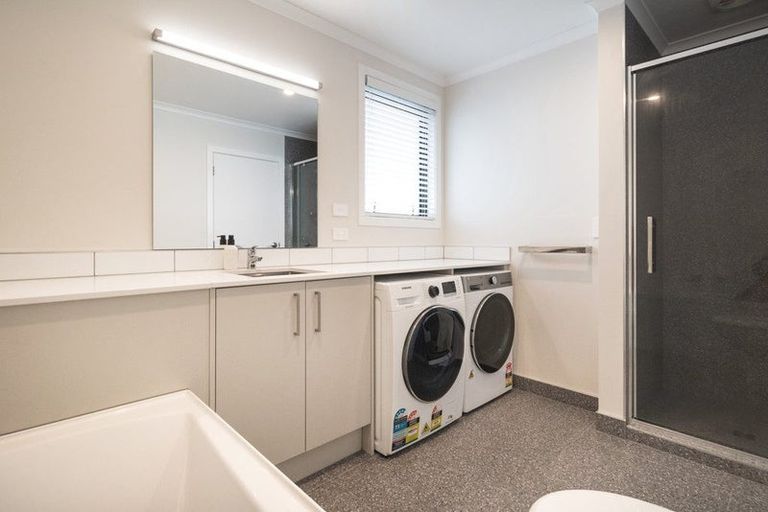 Photo of property in 1 Nugget Avenue, Hobsonville, Auckland, 0616