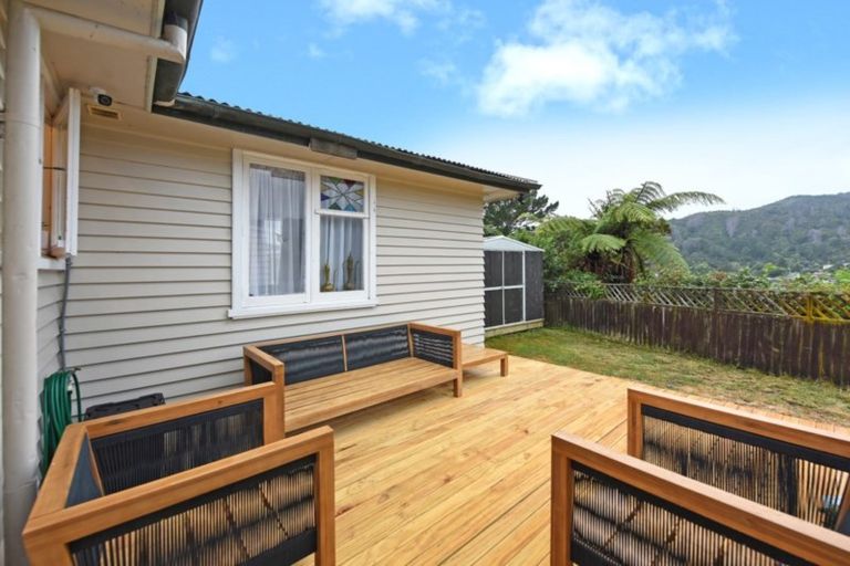 Photo of property in 43 August Street, Stokes Valley, Lower Hutt, 5019