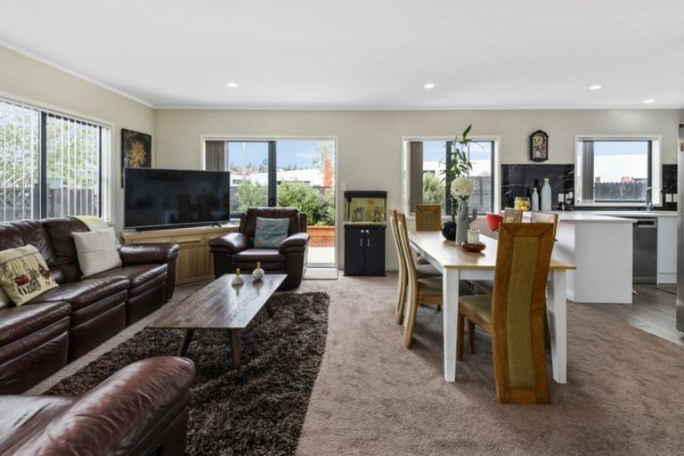 Photo of property in 1/173 Wellington Street, Howick, Auckland, 2014