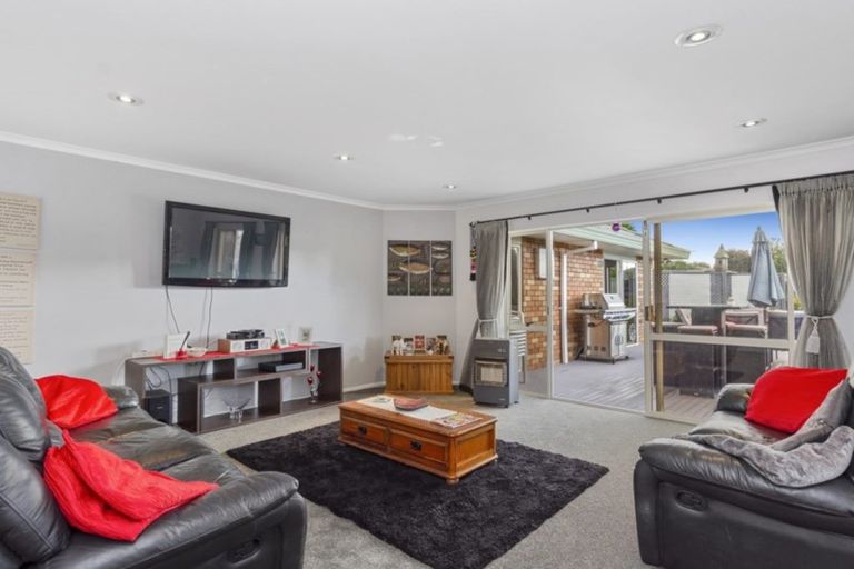 Photo of property in 18 Lotus Avenue, Mount Maunganui, 3116