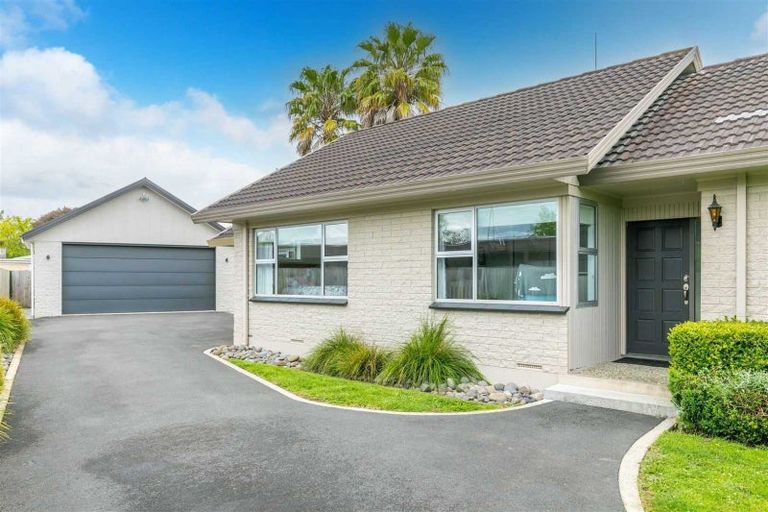 Photo of property in 16 Glen Lynne Avenue, Queenwood, Hamilton, 3210