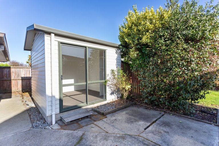 Photo of property in 21 Glenside Avenue, Ilam, Christchurch, 8041