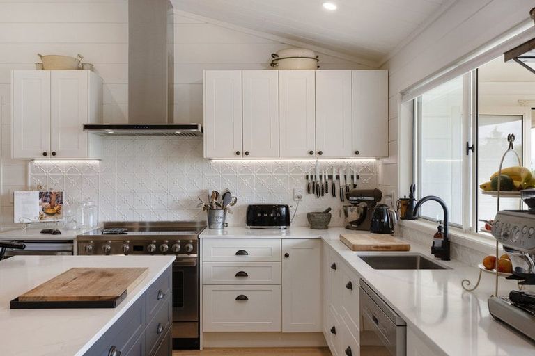 Photo of property in 27 Mcdonnell Street, Omokoroa, 3114