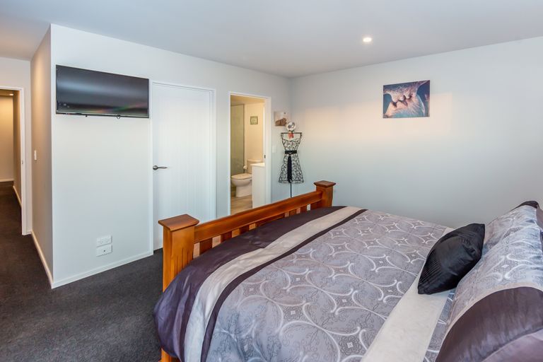 Photo of property in 89 Metehau Street, Marshland, Christchurch, 8083