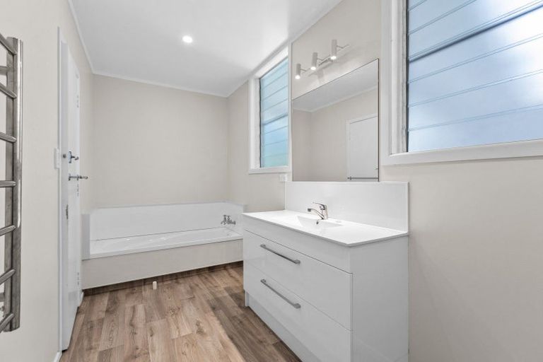 Photo of property in 209 Pattison Road, Akina, Hastings, 4122