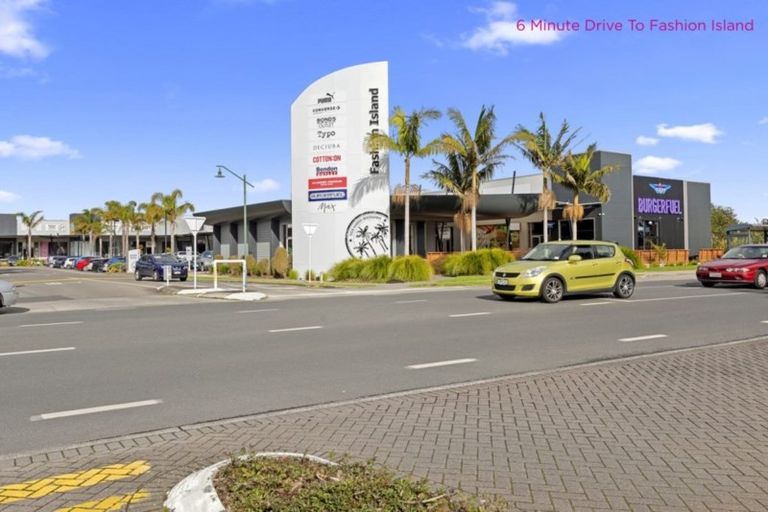 Photo of property in 19 Carrington Drive, Papamoa Beach, Papamoa, 3118