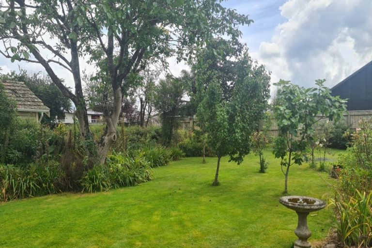 Photo of property in 16 Upper Plain Road, Masterton, 5810