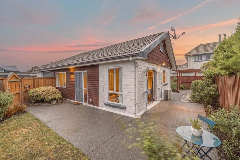 Photo of property in 16 Ida Street, New Brighton, Christchurch, 8061