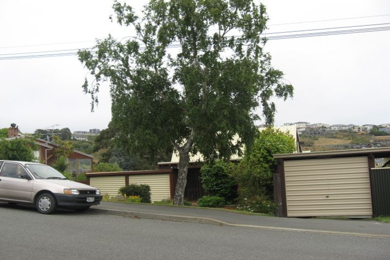 Photo of property in 52 Moncks Spur Road, Redcliffs, Christchurch, 8081