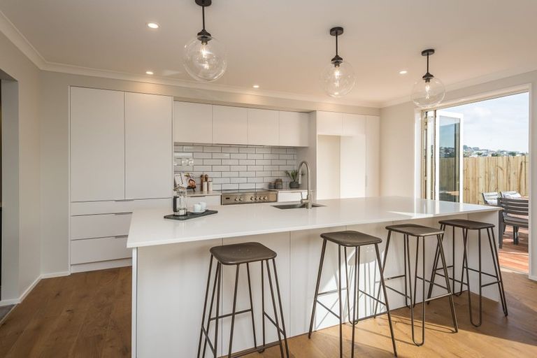 Photo of property in 94 Glenstrae Road, Redcliffs, Christchurch, 8081