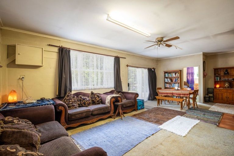 Photo of property in 24 Govett Avenue, Frankleigh Park, New Plymouth, 4310