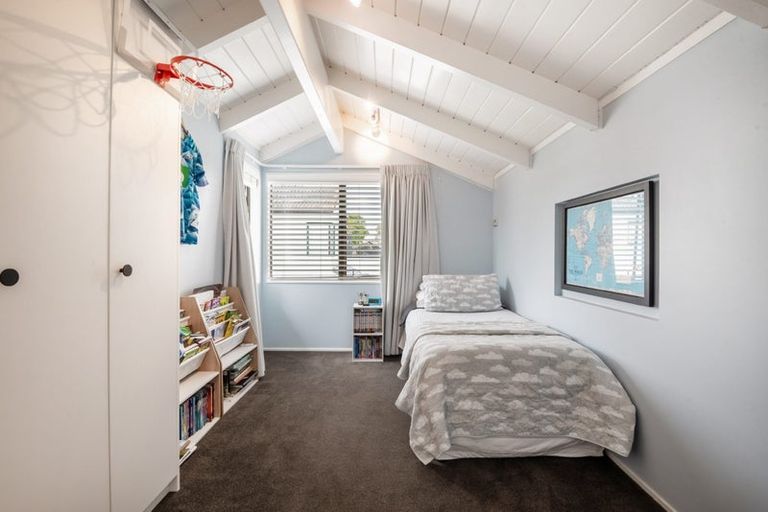 Photo of property in 1/15 Hart Road, Hauraki, Auckland, 0622