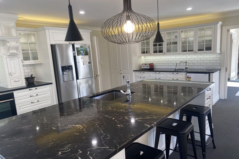 Photo of property in 27 Mission Road, Greenmeadows, Napier, 4112