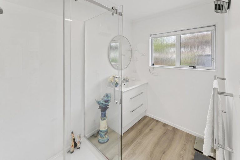 Photo of property in 1/96 Point Road, Monaco, Nelson, 7011